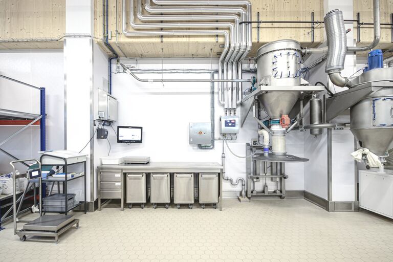 Lebensmittelproduktion mit GFK-Wandverkleidung